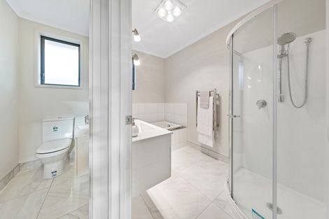 Photo of property in 19 Kilbryde Crescent, Pokeno, 2402