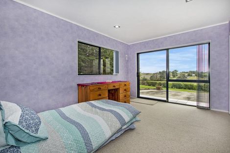 Photo of property in 235 Valley View Road, Otaika, Whangarei, 0170