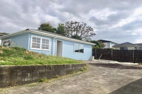 Photo of property in 10 Kereru Street, Henderson, Auckland, 0612