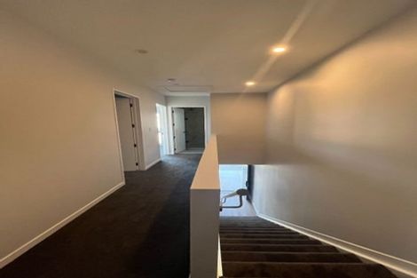 Photo of property in 13 Yellow Pear Lane, Karaka, 2578