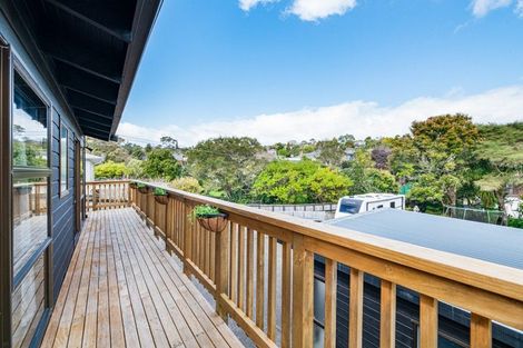 Photo of property in 5 Derwent Crescent, Titirangi, Auckland, 0604