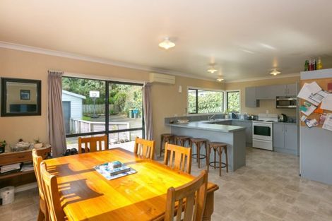 Photo of property in 55 Seaview Road, Marfell, New Plymouth, 4310