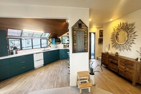 Photo of property in 19a Rangatira Road, Birkdale, Auckland, 0626