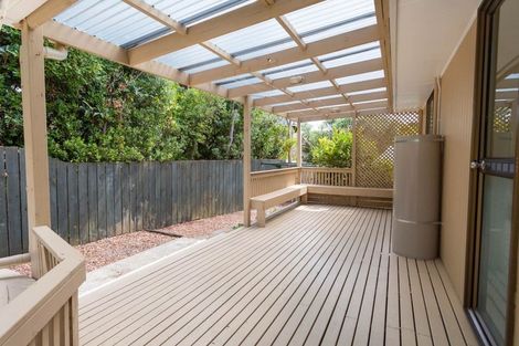Photo of property in 27 Everard Avenue, Army Bay, Whangaparaoa, 0930