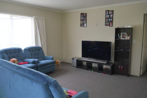Photo of property in 17a Opapa Street, Titahi Bay, Porirua, 5022