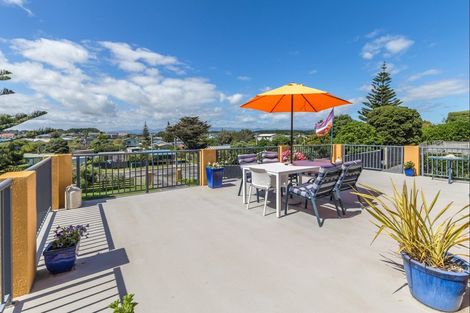 Photo of property in 53 Rua Avenue, Waitarere Beach, Levin, 5510