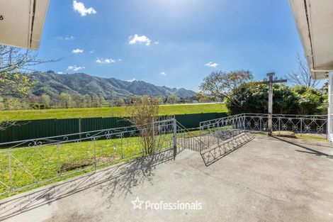 Photo of property in 17a Clouston Park Road, Clouston Park, Upper Hutt, 5018