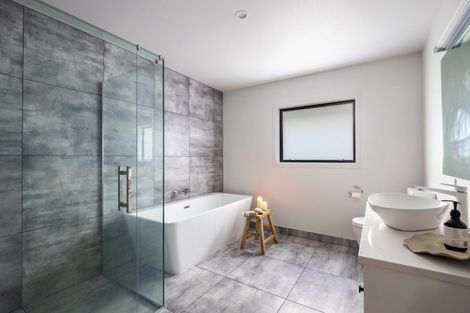 Photo of property in 3 Customhouse Street, Bell Block, New Plymouth, 4312