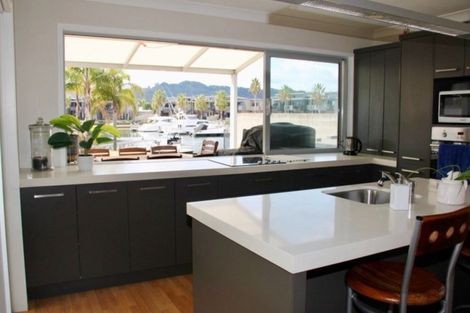 Photo of property in 12 Arawa Lane, Whitianga, 3510