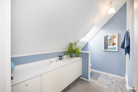 Photo of property in 104a Russell Street, Palmerston North, 4414
