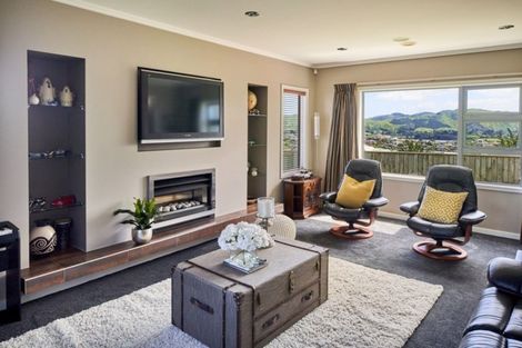 Photo of property in 49 Endeavour Drive, Whitby, Porirua, 5024