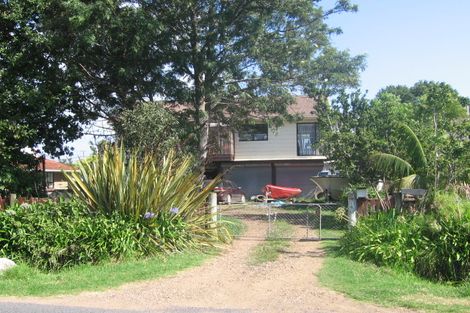 Photo of property in 17 Nikau Road, Oneroa, Waiheke Island, 1081