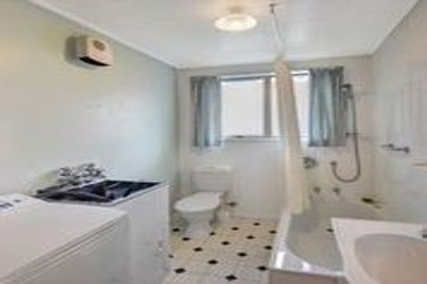 Photo of property in 49f Cutten Street, South Dunedin, Dunedin, 9012