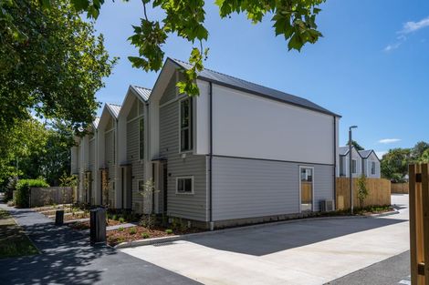 Photo of property in 2/21 Linwood Avenue, Linwood, Christchurch, 8011