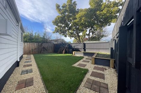 Photo of property in 5 Heather Place, Mairehau, Christchurch, 8052