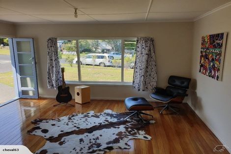 Photo of property in 1/7 Savoy Road, Glen Eden, Auckland, 0602