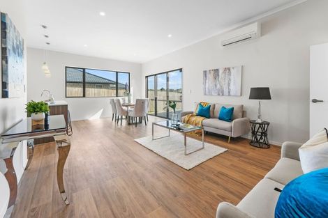 Photo of property in 9 Leathem Crescent, Pokeno, 2402