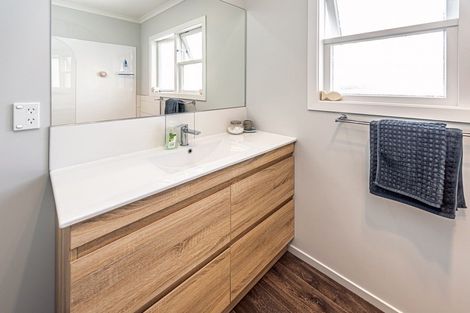 Photo of property in 8a Kings Avenue, Gonville, Whanganui, 4501