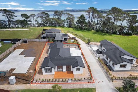 Photo of property in 14a Mclarin Road, Glenbrook, 2681