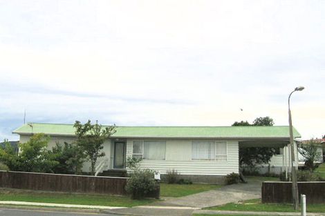 Photo of property in 126 Norana Road, Timberlea, Upper Hutt, 5018