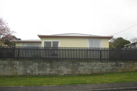 Photo of property in 19 Curtis Street, Okato, 4335