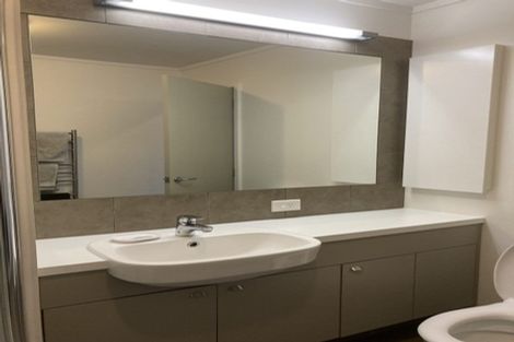 Photo of property in 2 Gowrie Street, Brooklyn, Wellington, 6021