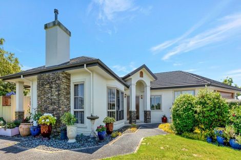 Photo of property in 432a Mangorei Road, Highlands Park, New Plymouth, 4312