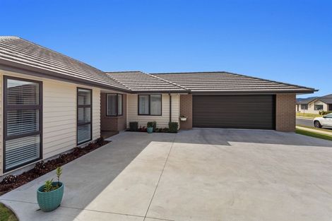 Photo of property in 8 Karearea Drive, Coastlands, Whakatane, 3120