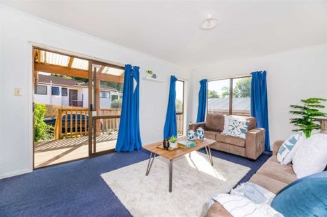 Photo of property in 1/71 Anich Road, Massey, Auckland, 0614