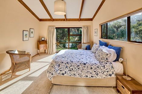 Photo of property in 25a Mt Cecil Road, Moonshine Valley, Porirua, 5381