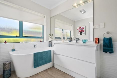 Photo of property in 243 Gloucester Road, Mount Maunganui, 3116