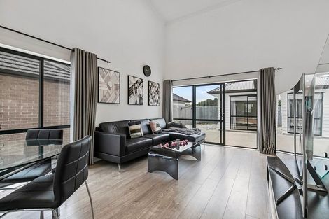 Photo of property in 23 Matata Drive, Takanini, 2112