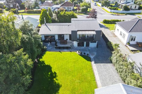 Photo of property in 92 Cox Street, Geraldine, 7930