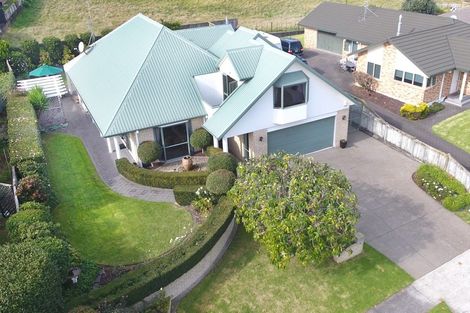 Photo of property in 32 Castlewold Drive, Bethlehem, Tauranga, 3110