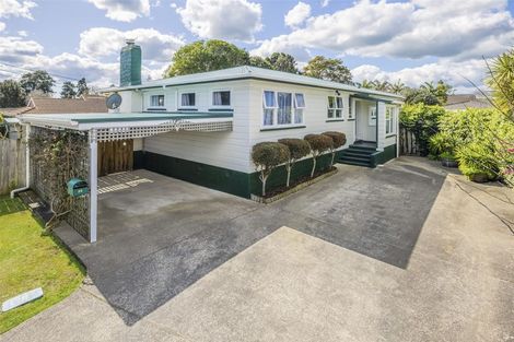 Photo of property in 35 Youngs Road, Papakura, 2110