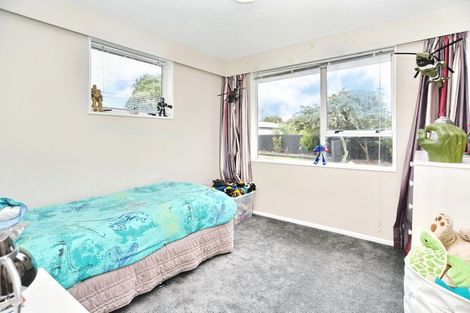 Photo of property in 19c Royal Park Drive, Parklands, Christchurch, 8083
