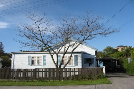 Photo of property in 4 Sussex Street, Picton, 7220