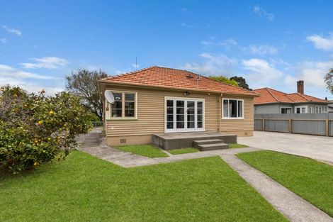 Photo of property in 11 Wharenui Terrace, Roslyn, Palmerston North, 4414