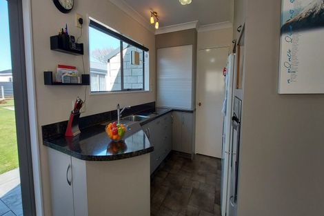 Photo of property in 212 Waihi Road, Hawera, 4610