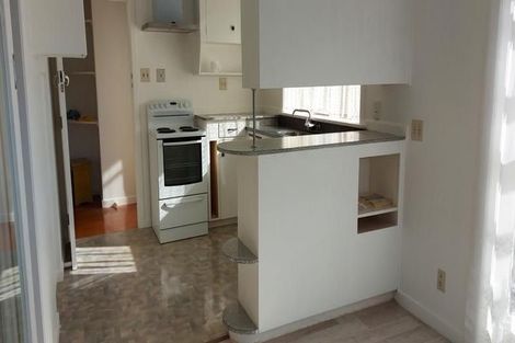 Photo of property in 72 Tiroroa Avenue, Te Atatu South, Auckland, 0610