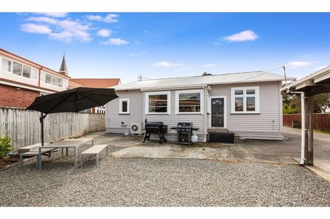 Photo of property in 2 Puriri Street, Woburn, Lower Hutt, 5010