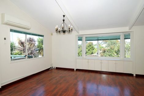 Photo of property in 80m Tirimoana Road, Te Atatu South, Auckland, 0602
