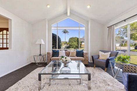 Photo of property in 9 Yarlside Place, Northpark, Auckland, 2013