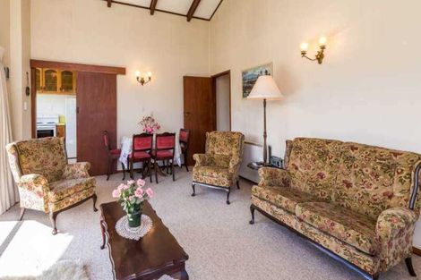 Photo of property in 2/15 Hilden Place, Hilltop, Taupo, 3330