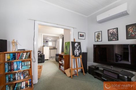 Photo of property in 61 Oxford Street, South Dunedin, Dunedin, 9012