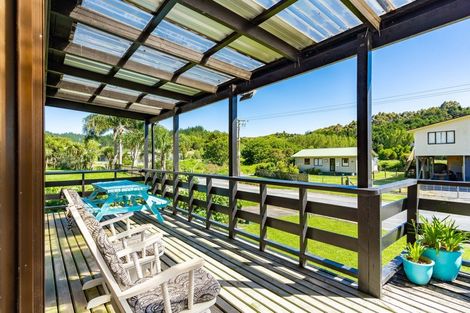 Photo of property in 22 Wharua Road, Oakura, Hikurangi, 0184