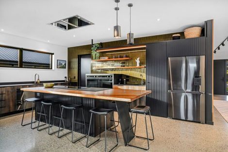 Photo of property in 11 Sapphire Spring Rise, Wanaka, 9305