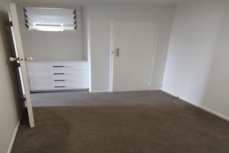 Photo of property in 24 Thurleigh Grove, Karori, Wellington, 6012