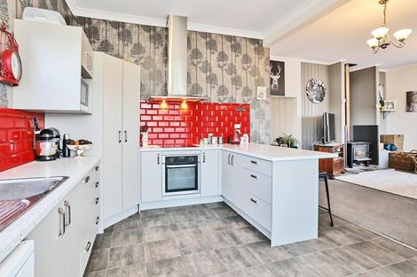 Photo of property in 124 Moulson Street, Strathern, Invercargill, 9812