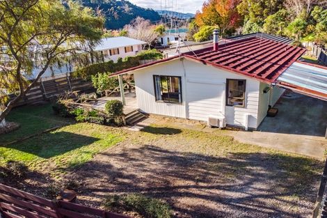 Photo of property in 14b Crystal Grove, Birchville, Upper Hutt, 5018